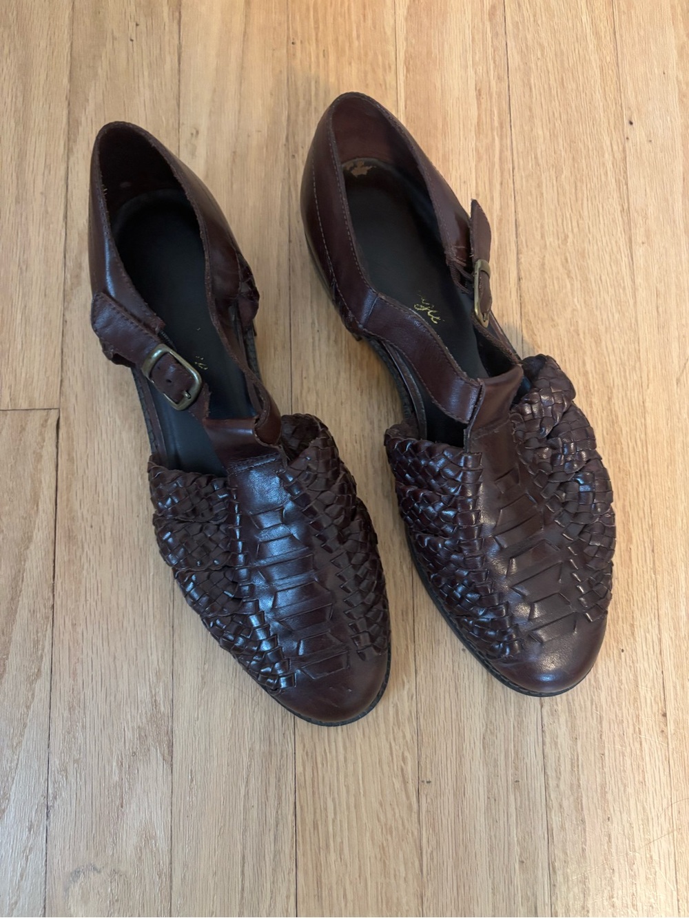 Woven Leather Flats in Brown | Size 9